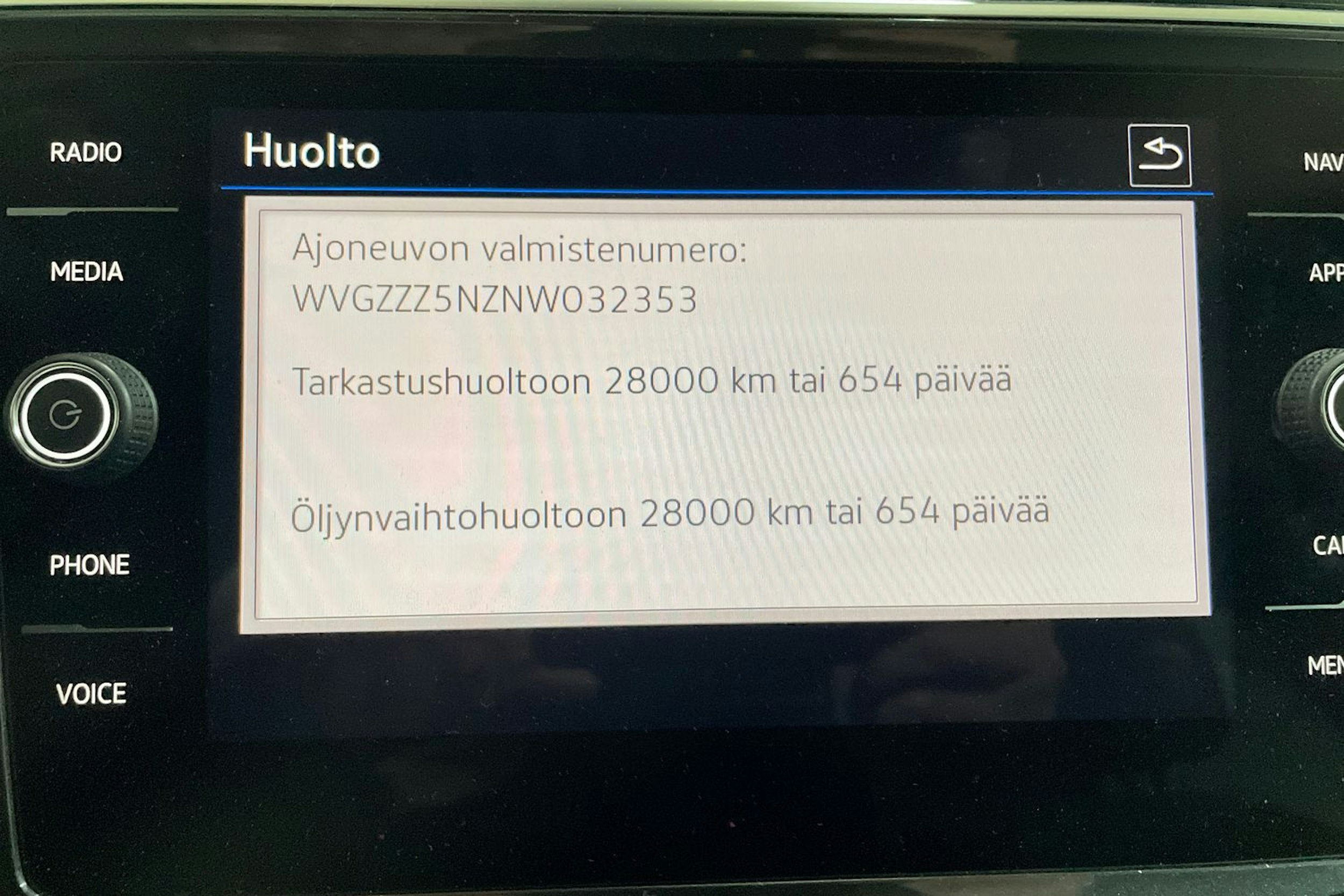 Musta Volkswagen Tiguan 2022 kuva 19.