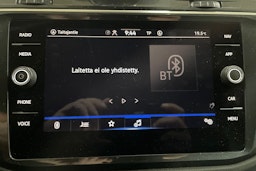 Musta Volkswagen Tiguan 2022 kuva 20.