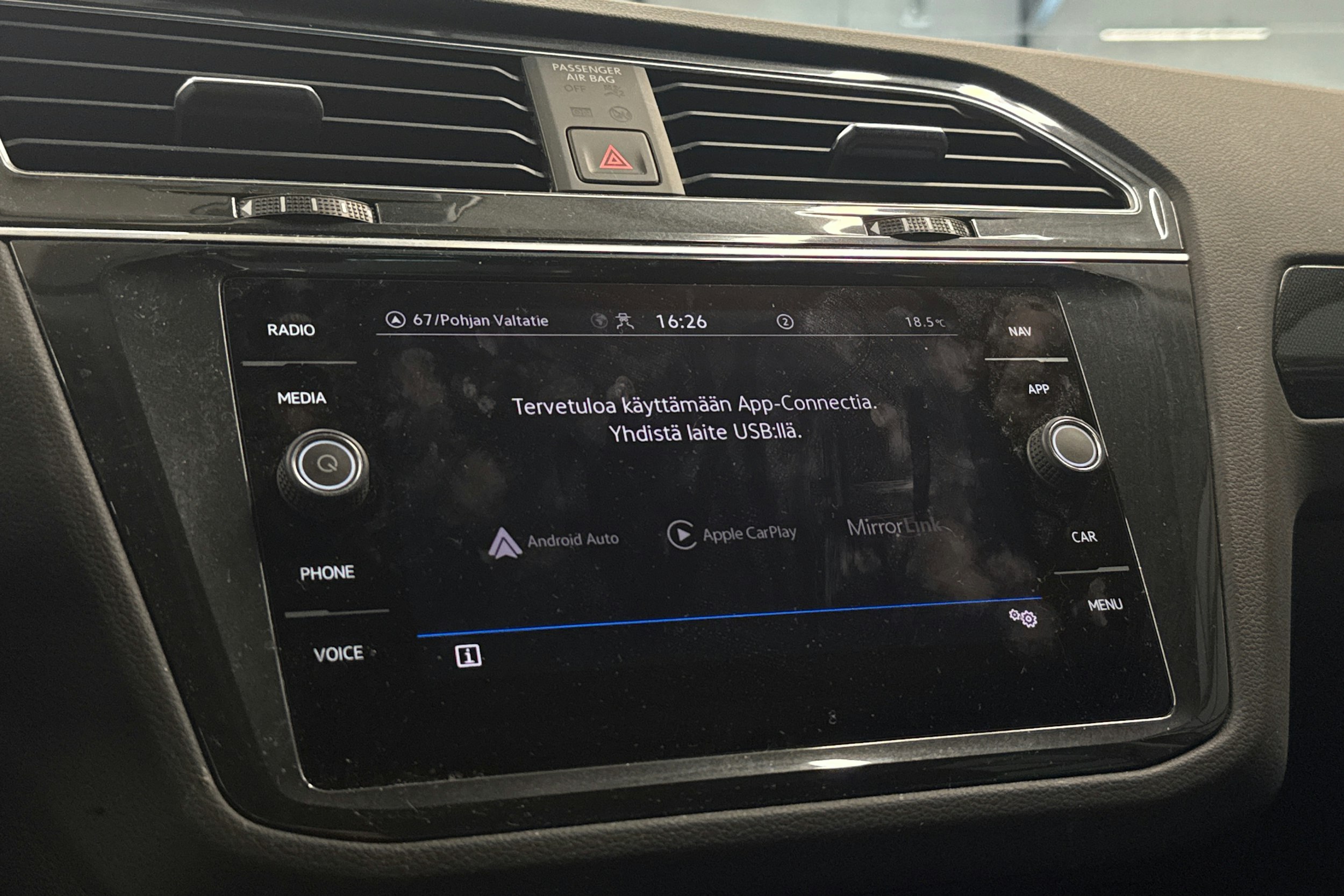 musta Volkswagen Tiguan 2022 kuva 18.