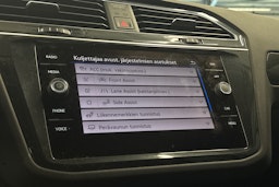 musta Volkswagen Tiguan 2022 kuva 20.