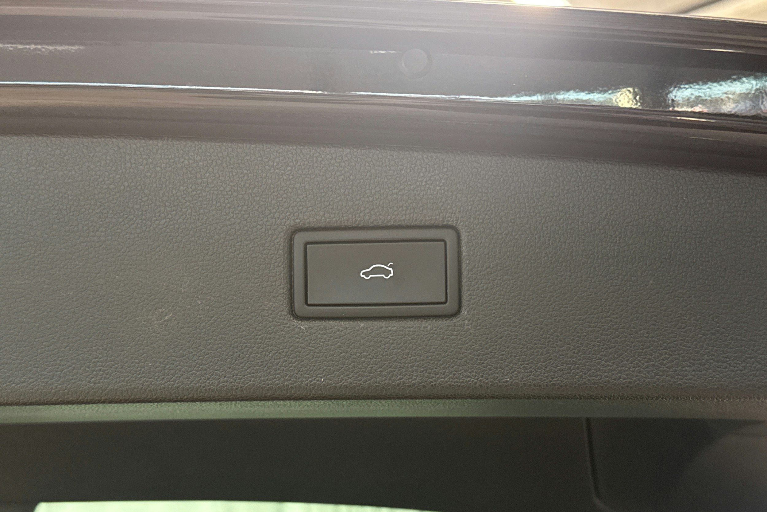 musta Volkswagen Tiguan 2022 kuva 28.