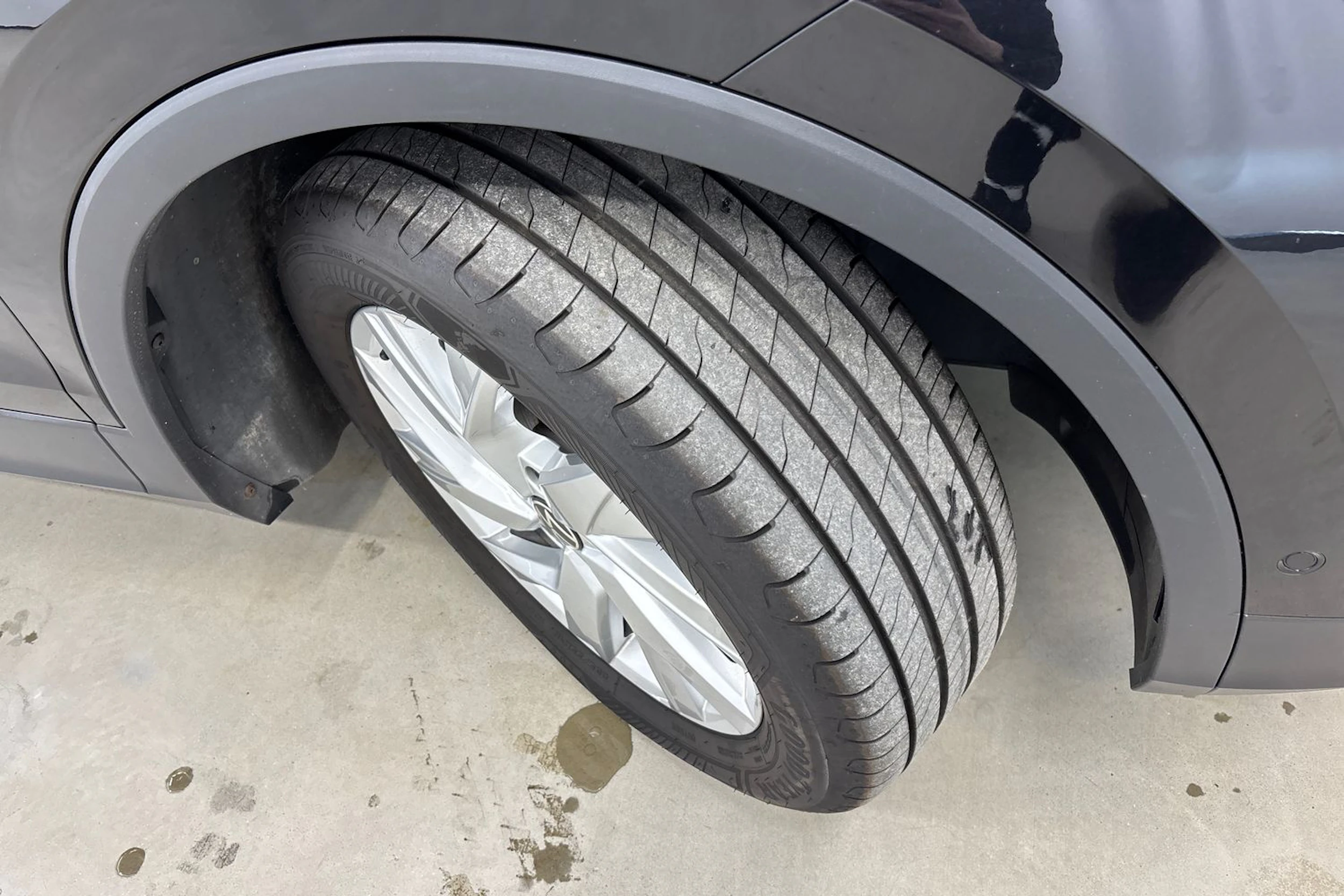 musta Volkswagen Tiguan 2022 kuva 32.