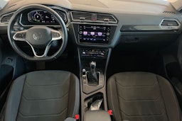 Harmaa Volkswagen Tiguan 2022 kuva 9.