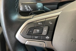 Harmaa Volkswagen Tiguan 2022 kuva 17.