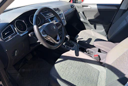Sininen Volkswagen Tiguan 2022 kuva 3.