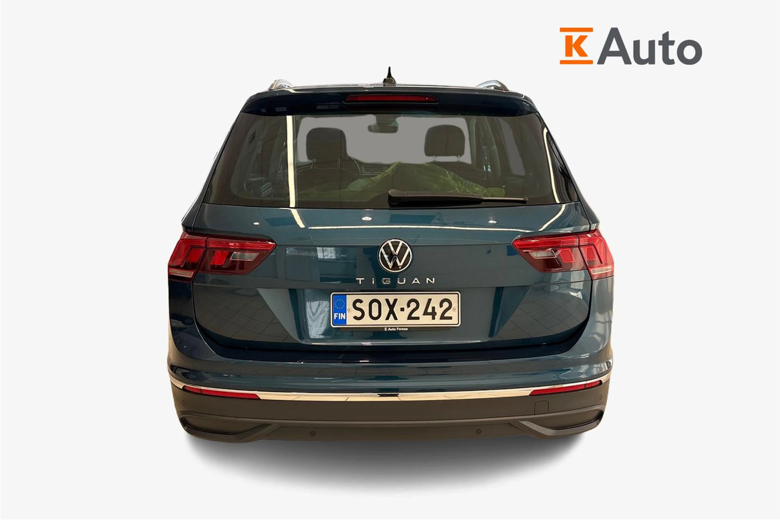 Sininen Volkswagen Tiguan 2022 kuva 4.