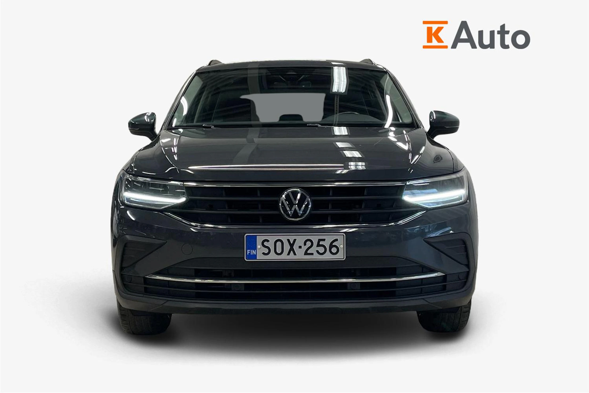 harmaa Volkswagen Tiguan 2022 kuva 4.