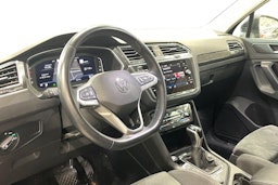 met. musta Volkswagen Tiguan 2022 kuva 3.