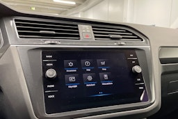 met. musta Volkswagen Tiguan 2022 kuva 15.