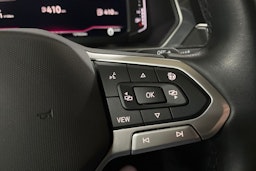 Musta Volkswagen Tiguan 2022 kuva 25.