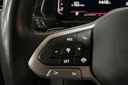 Musta Volkswagen Tiguan 2022 kuva 26.