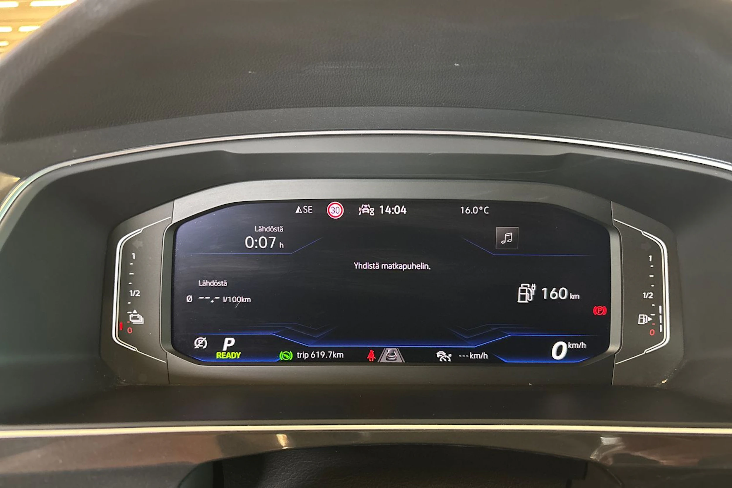 Valkoinen Volkswagen Tiguan 2022 kuva 15.