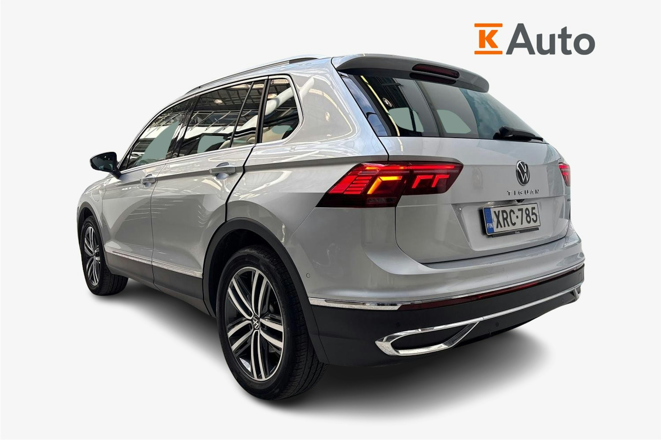harmaa Volkswagen Tiguan 2022 kuva 2.