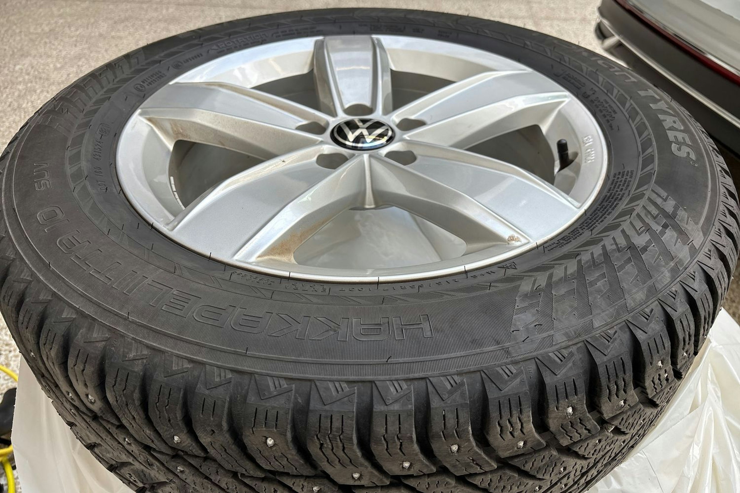 harmaa Volkswagen Tiguan 2022 kuva 16.