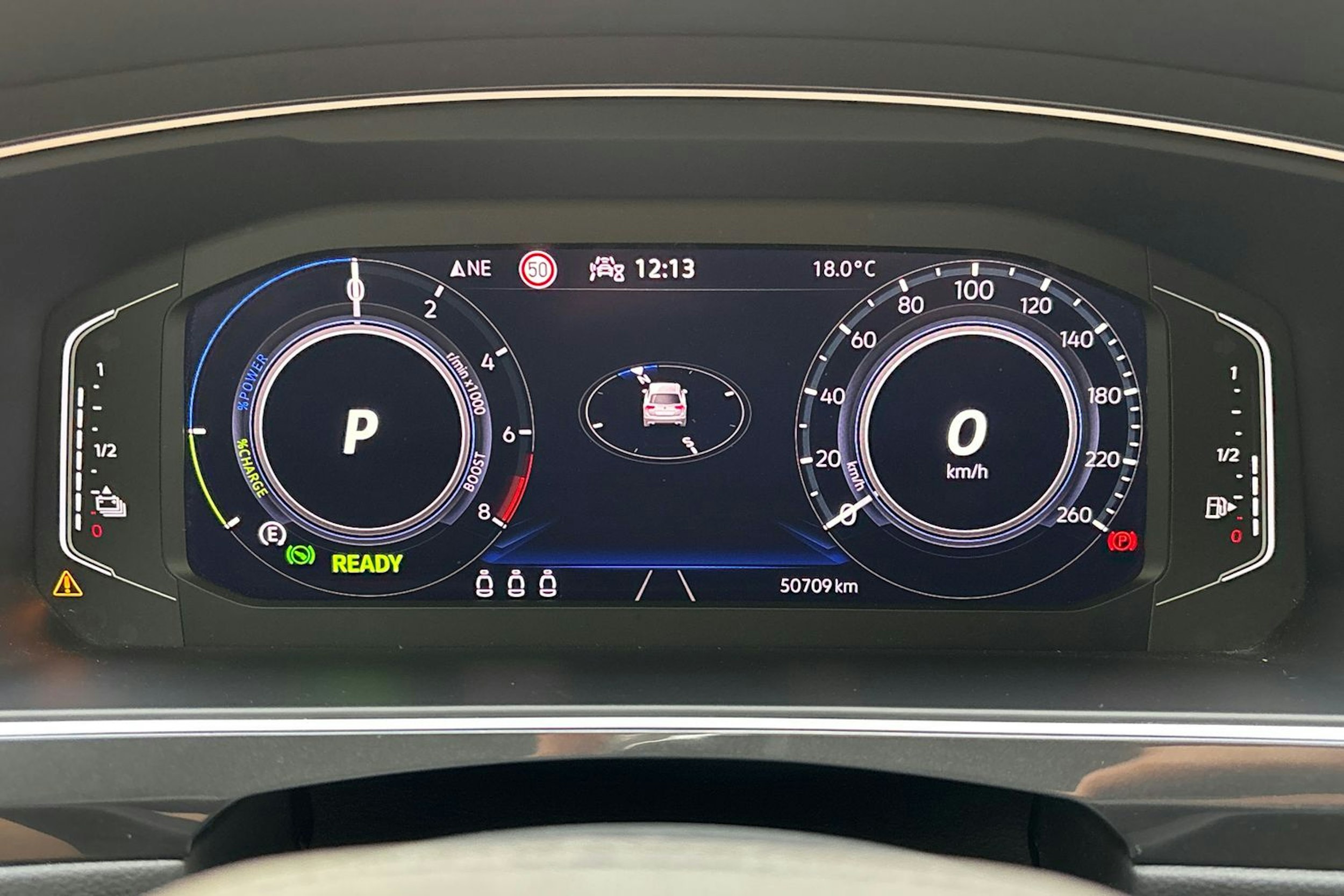 harmaa Volkswagen Tiguan 2022 kuva 19.