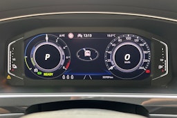 harmaa Volkswagen Tiguan 2022 kuva 19.