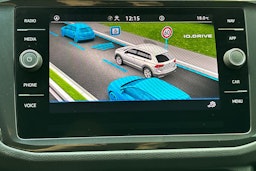 harmaa Volkswagen Tiguan 2022 kuva 22.