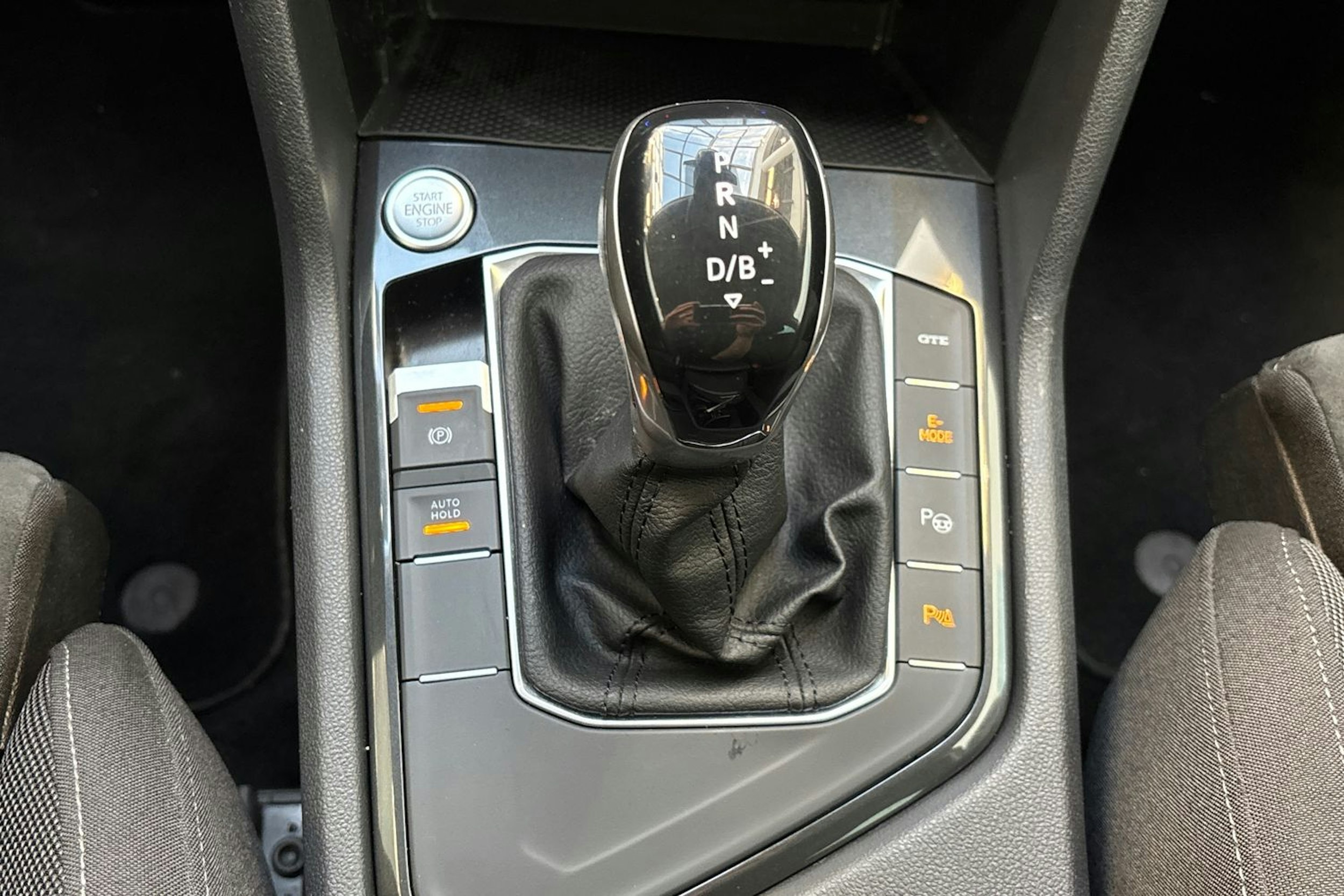 harmaa Volkswagen Tiguan 2022 kuva 26.