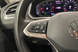 sininen Volkswagen Tiguan 2022 kuva 14.