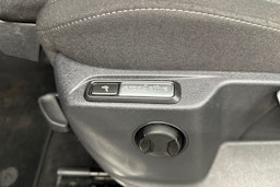 sininen Volkswagen Tiguan 2022 kuva 25.