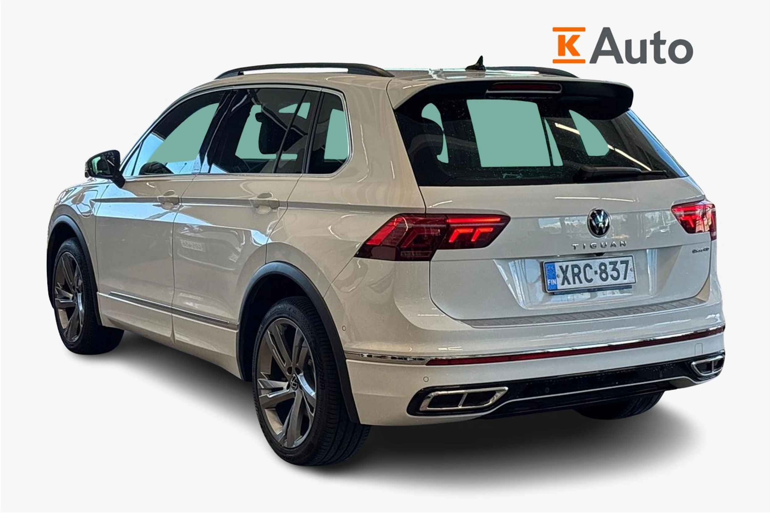 valkoinen Volkswagen Tiguan 2022 kuva 2.