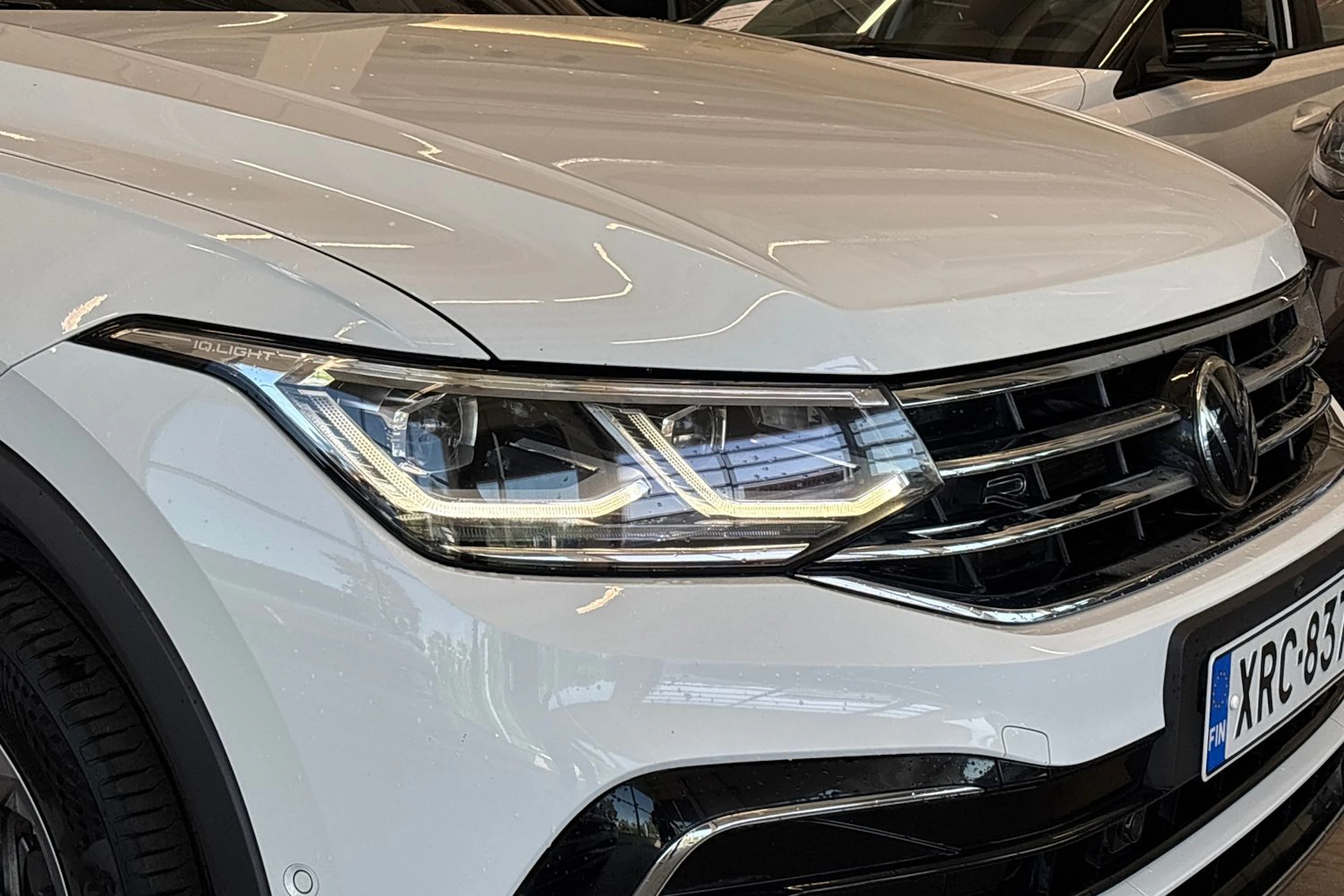 valkoinen Volkswagen Tiguan 2022 kuva 7.