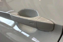 valkoinen Volkswagen Tiguan 2022 kuva 18.