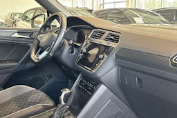 valkoinen Volkswagen Tiguan 2022 kuva 24.
