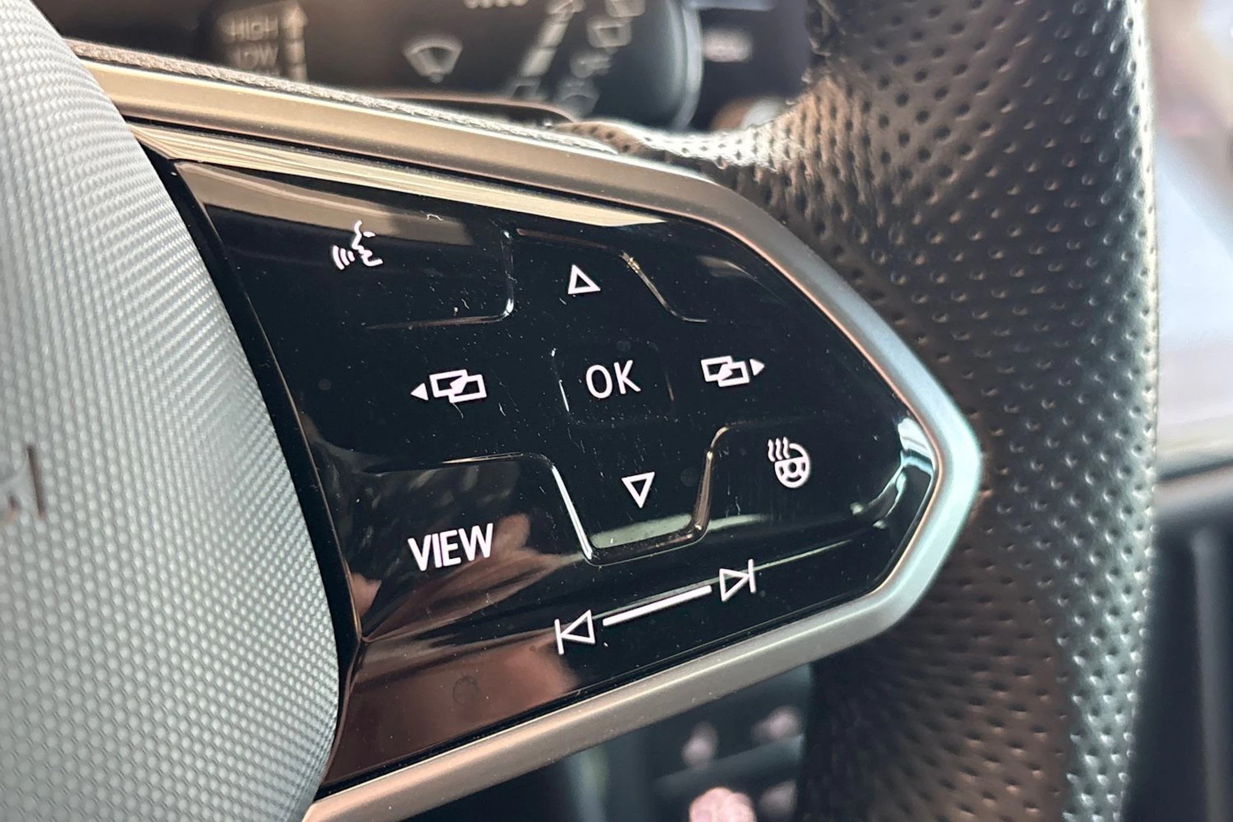 valkoinen Volkswagen Tiguan 2022 kuva 29.