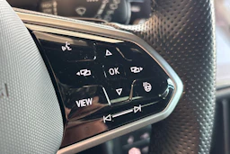 valkoinen Volkswagen Tiguan 2022 kuva 29.