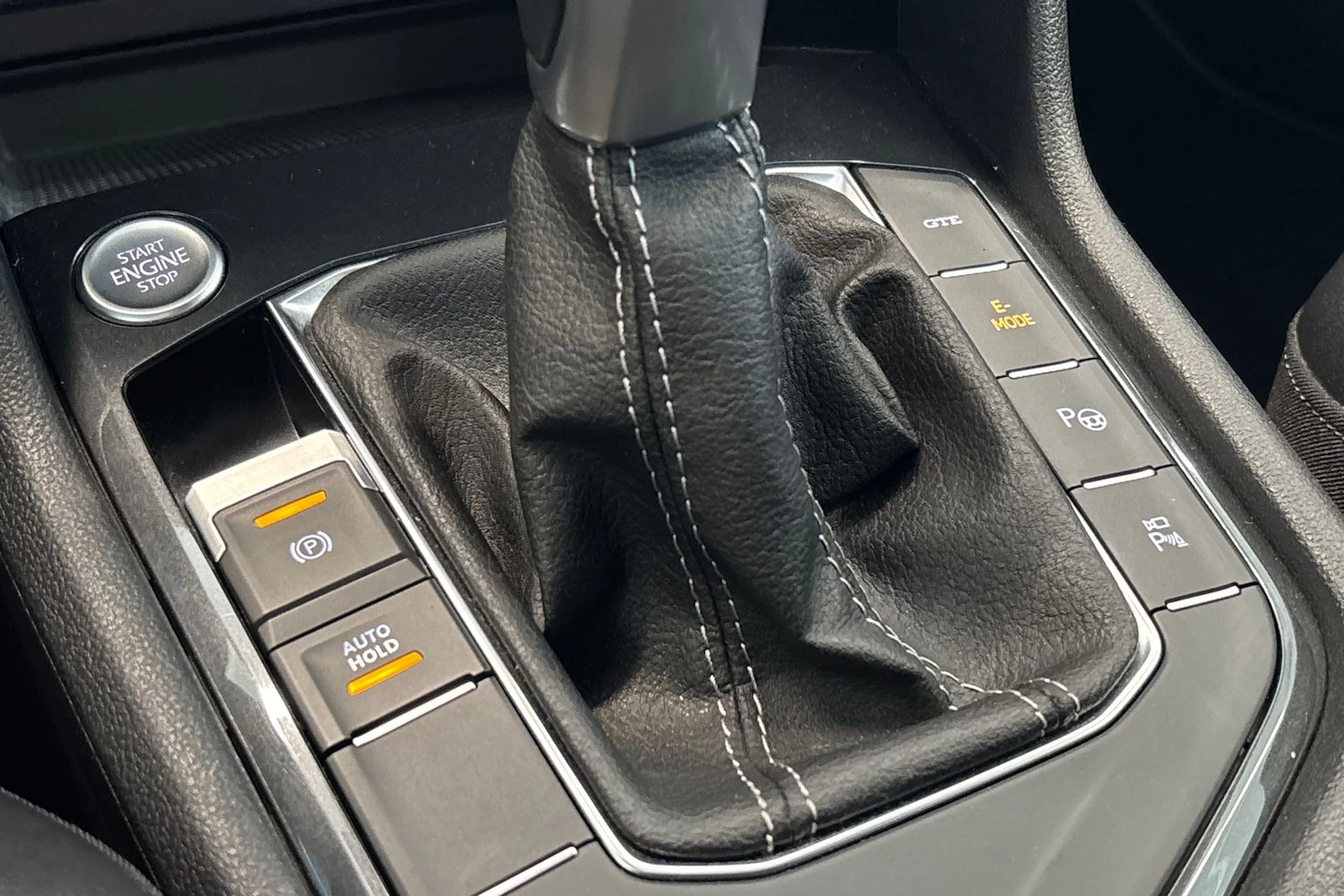 valkoinen Volkswagen Tiguan 2022 kuva 39.