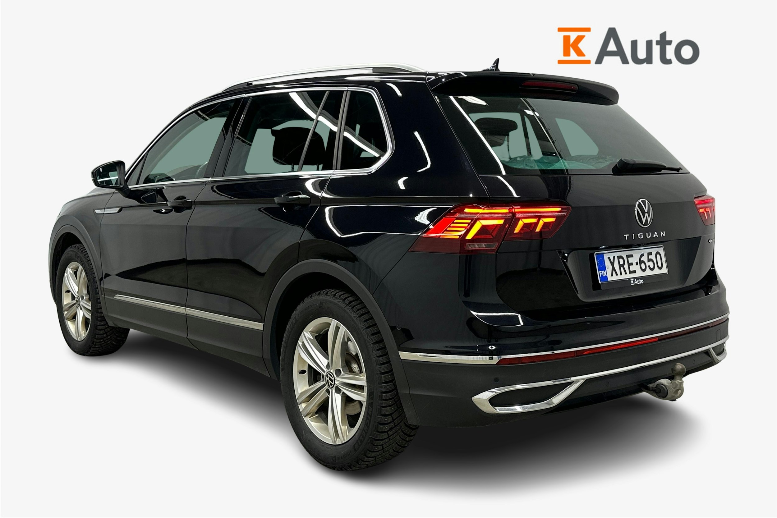 musta Volkswagen Tiguan 2022 kuva 2.