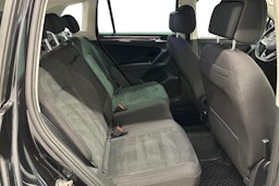 musta Volkswagen Tiguan 2022 kuva 11.