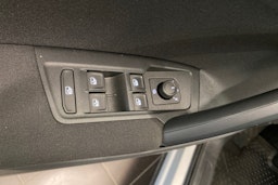 Harmaa Volkswagen Tiguan 2022 kuva 16.