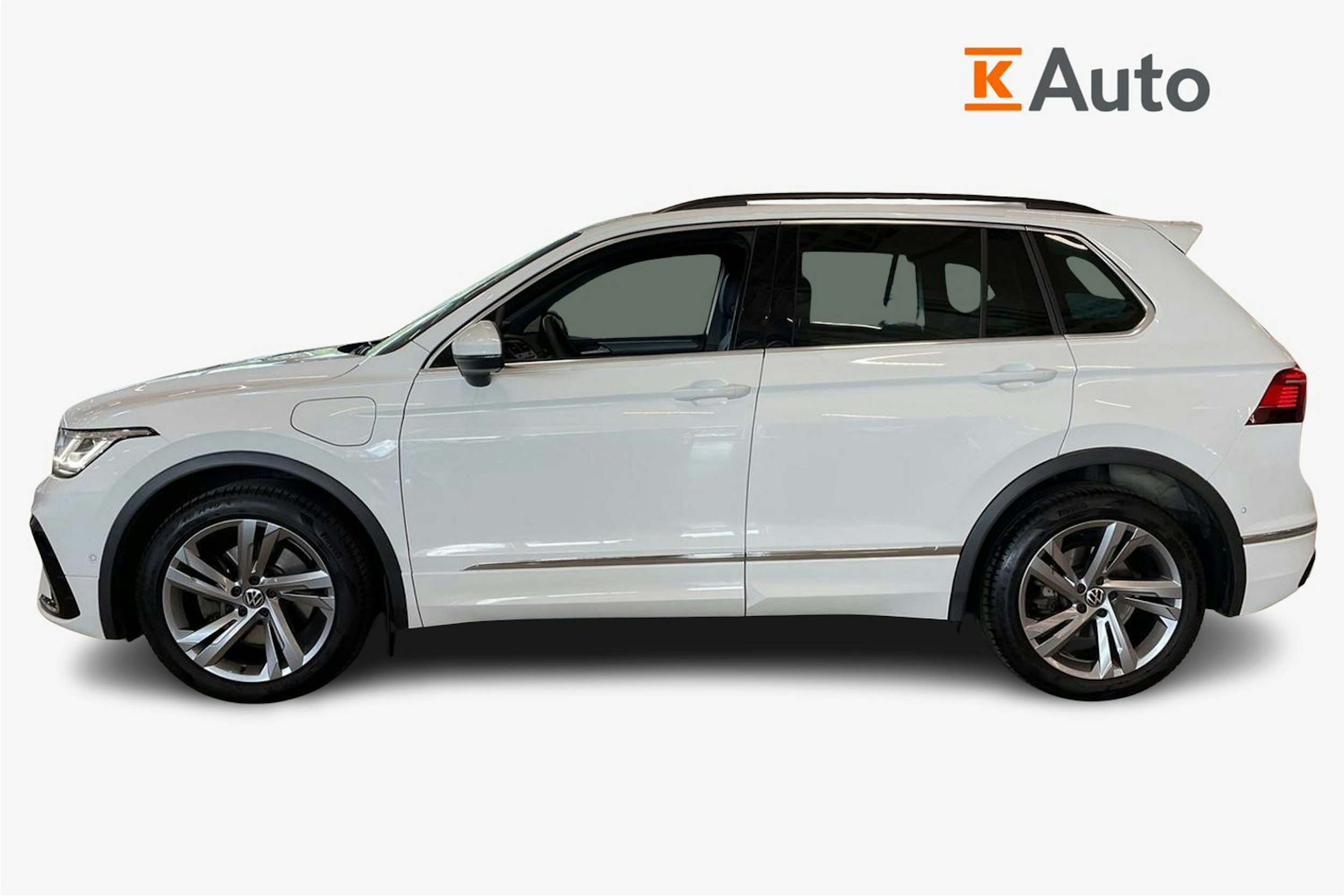 valkoinen Volkswagen Tiguan 2022 kuva 6.
