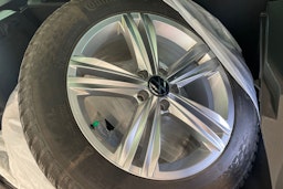 valkoinen Volkswagen Tiguan 2022 kuva 15.