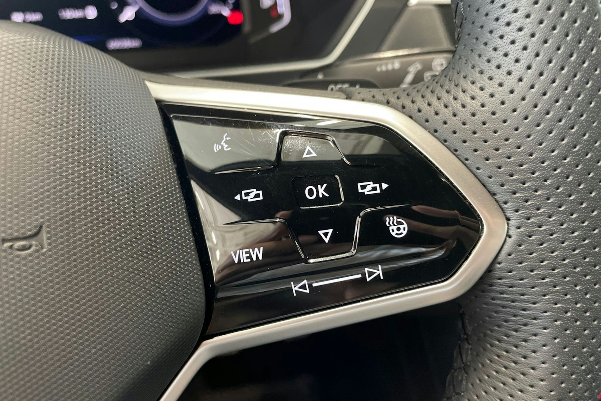 valkoinen Volkswagen Tiguan 2022 kuva 22.