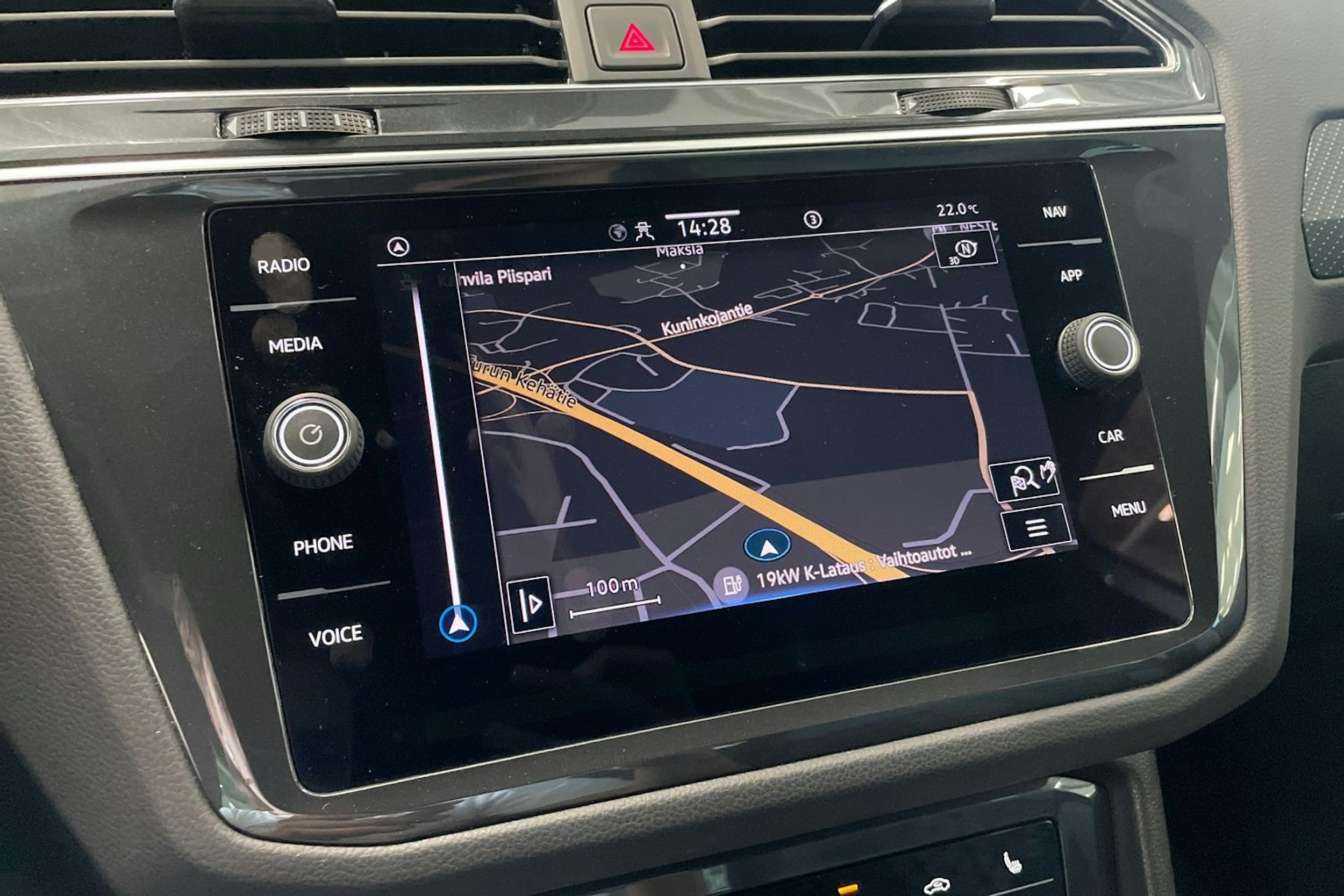 valkoinen Volkswagen Tiguan 2022 kuva 31.