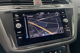 valkoinen Volkswagen Tiguan 2022 kuva 31.
