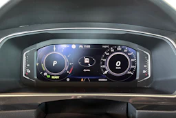 harmaa Volkswagen Tiguan 2022 kuva 15.