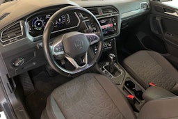 harmaa Volkswagen TIGUAN 2022 kuva 7.