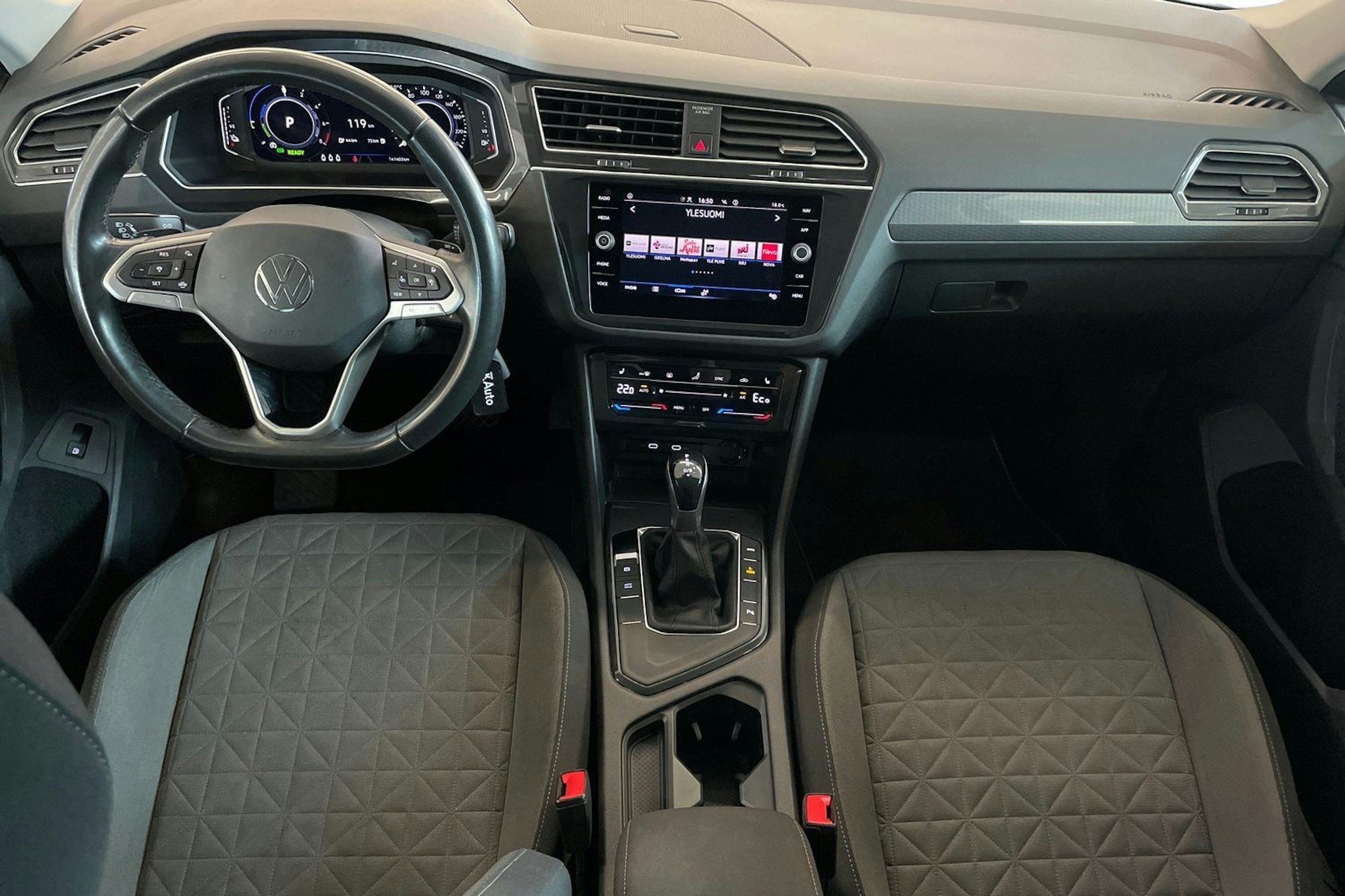 harmaa Volkswagen TIGUAN 2022 kuva 9.