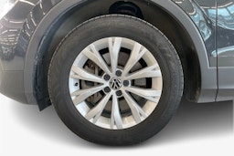 harmaa Volkswagen TIGUAN 2022 kuva 11.
