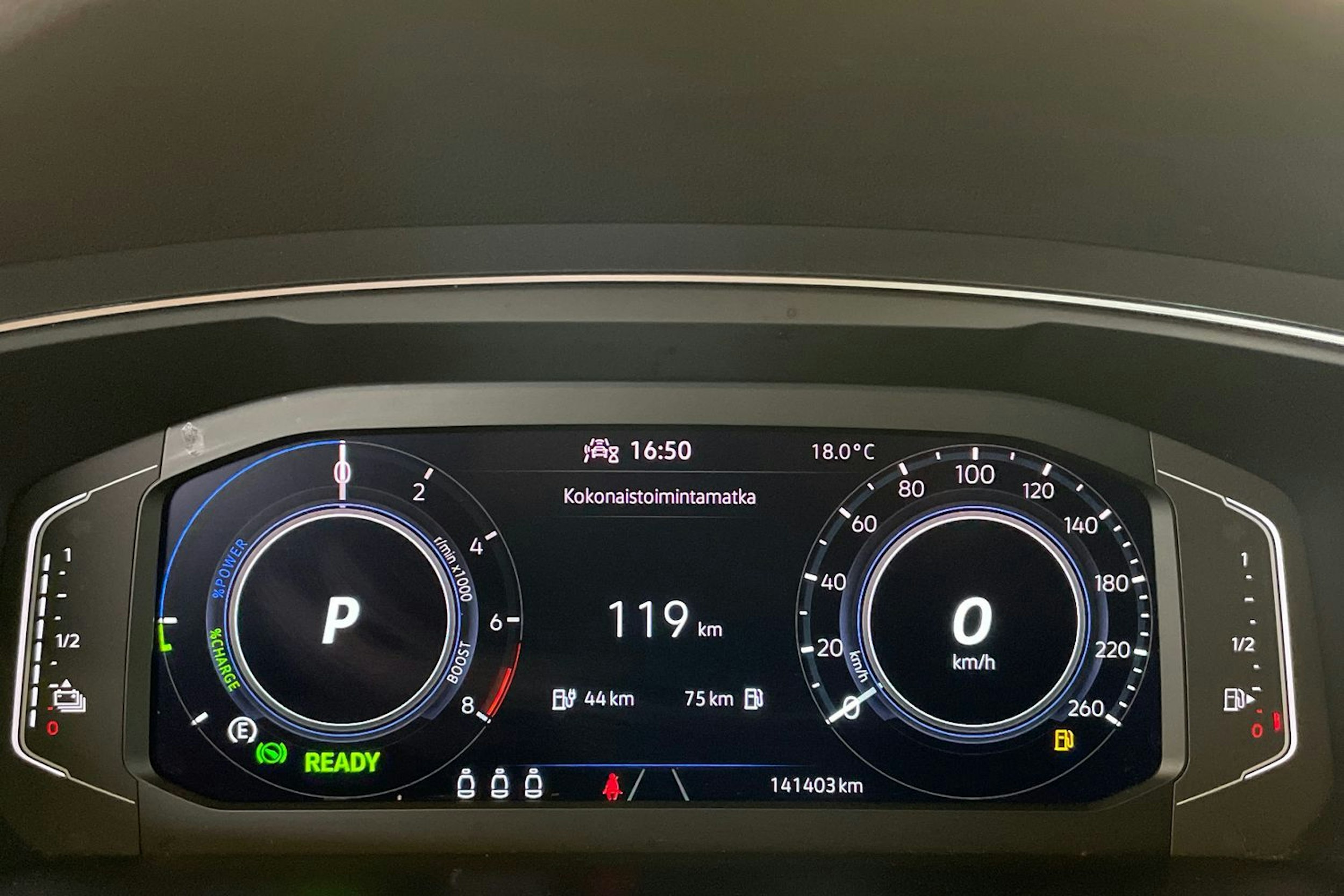 harmaa Volkswagen TIGUAN 2022 kuva 16.