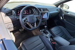 musta Volkswagen Tiguan 2022 kuva 3.