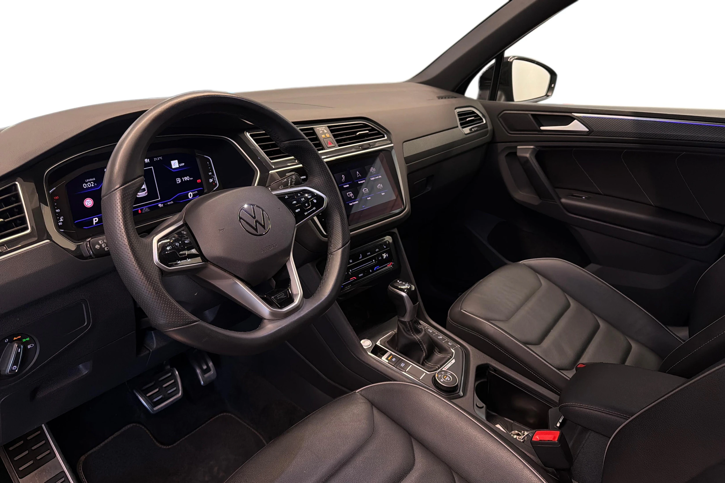musta Volkswagen Tiguan 2022 kuva 6.