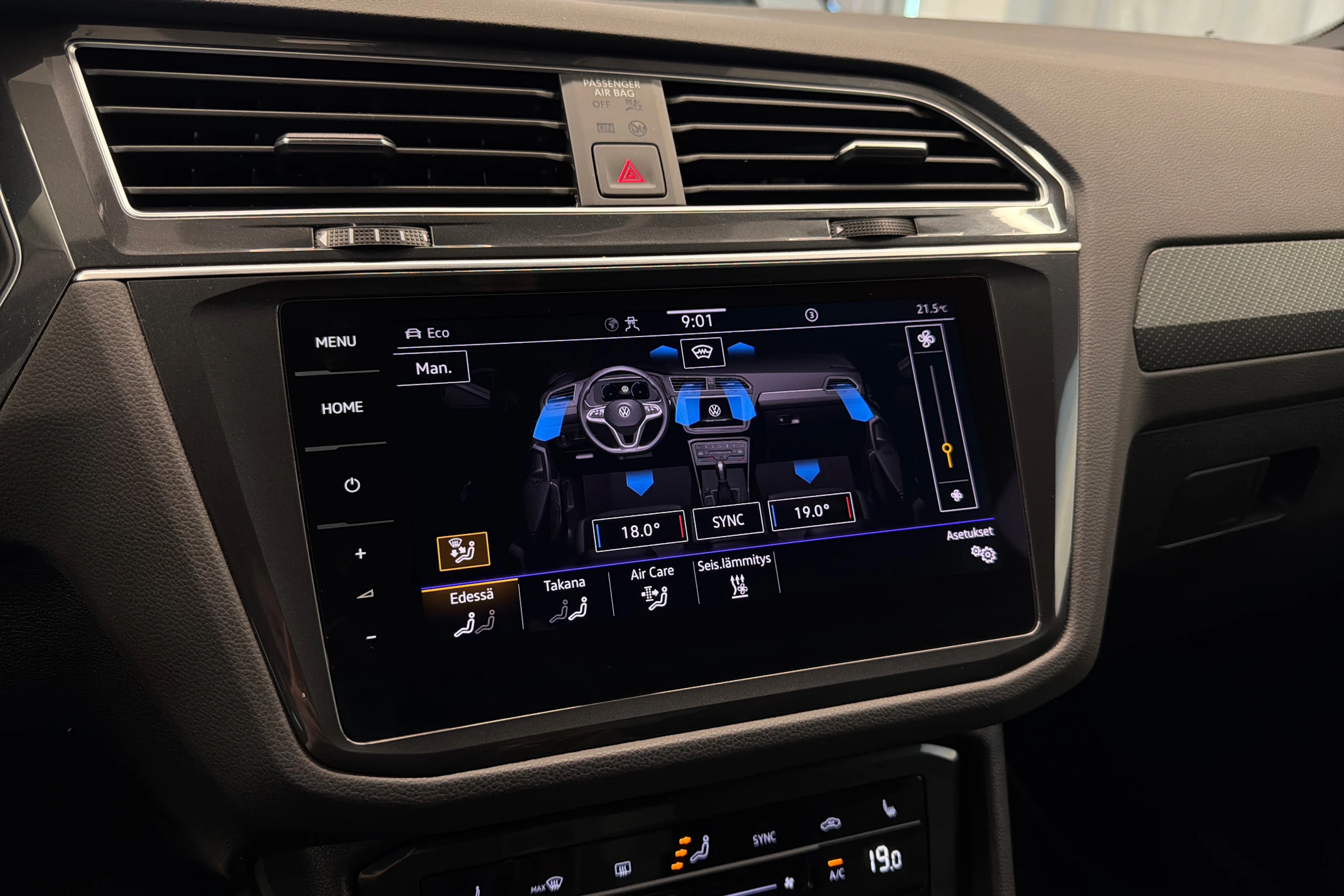 musta Volkswagen Tiguan 2022 kuva 34.