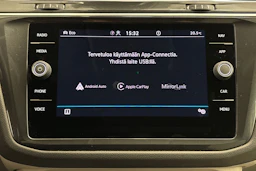valkoinen Volkswagen Tiguan 2022 kuva 28.