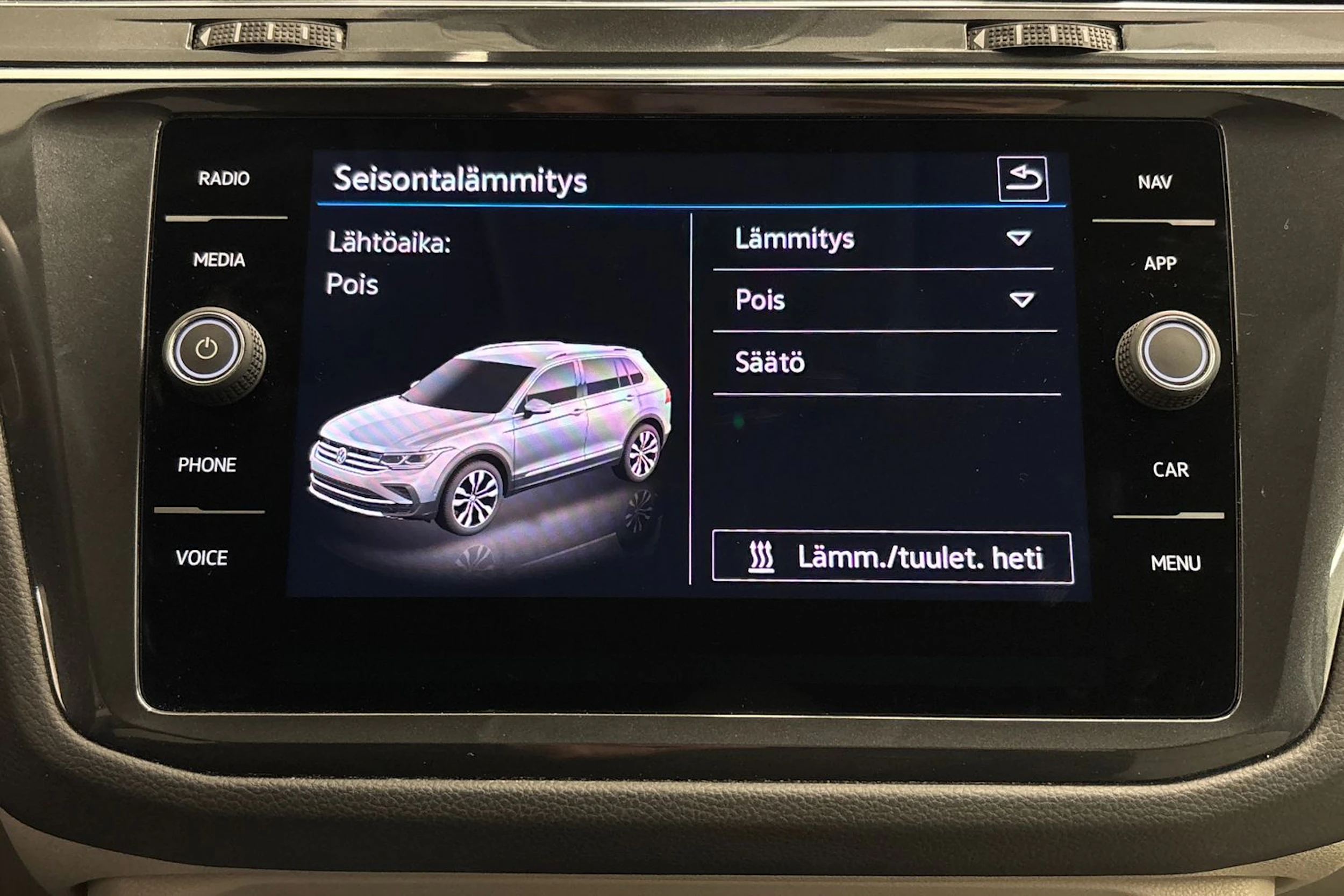 valkoinen Volkswagen Tiguan 2022 kuva 31.