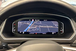 valkoinen Volkswagen Tiguan 2022 kuva 20.